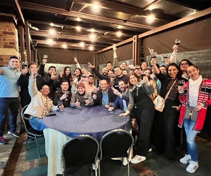 Alumnos en una formación de tresD